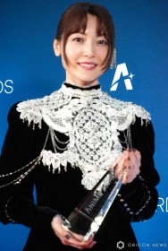 Kana Hanazawa Shares Lighthearted Behind-the-Scenes Moments from Demon Slayer: Hashira Training Arc at Crunchyroll Anime Awards 2025